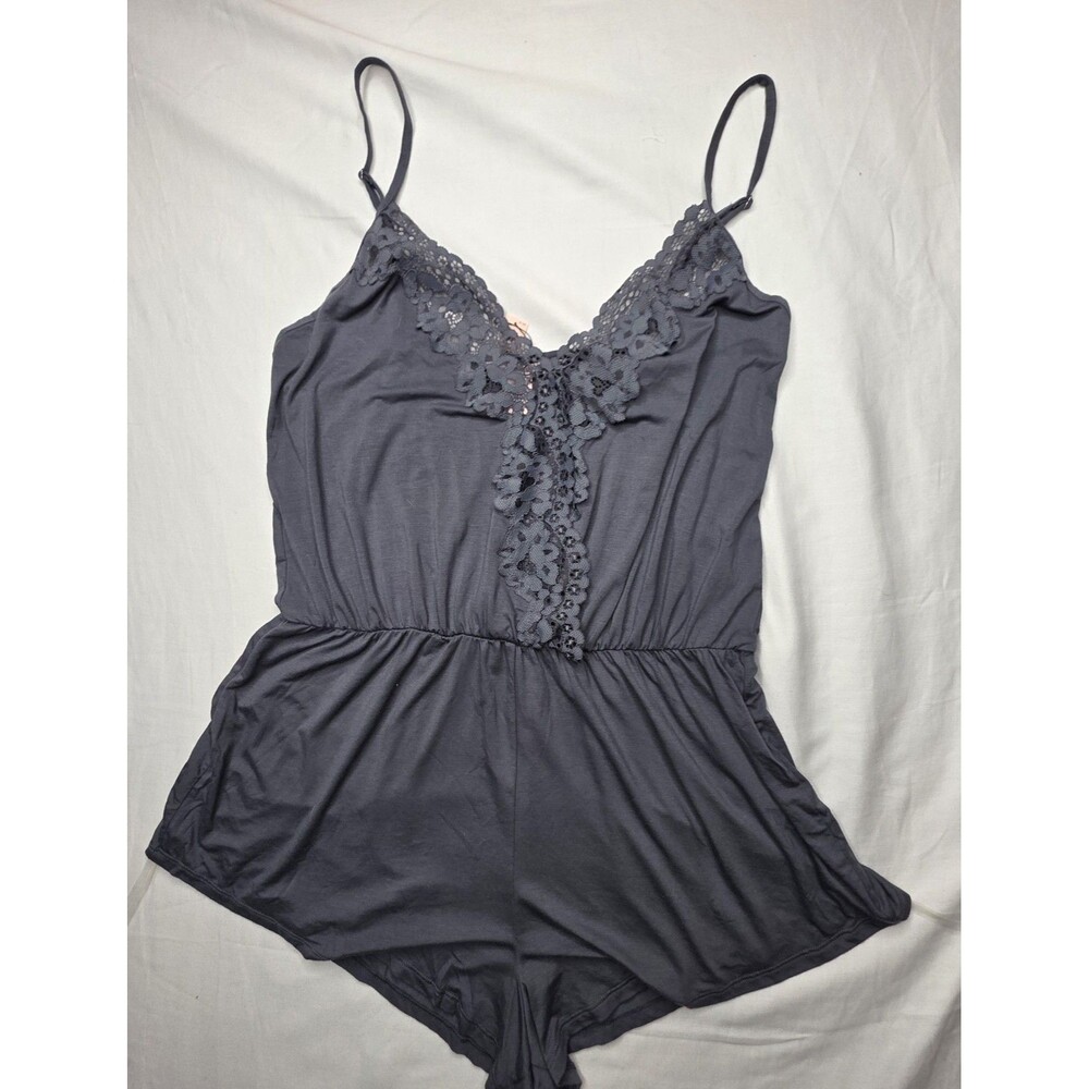 NWT Victoria’s Secret Lace Trim Romper Size Medium Gray Shorts Lingerie Sleep